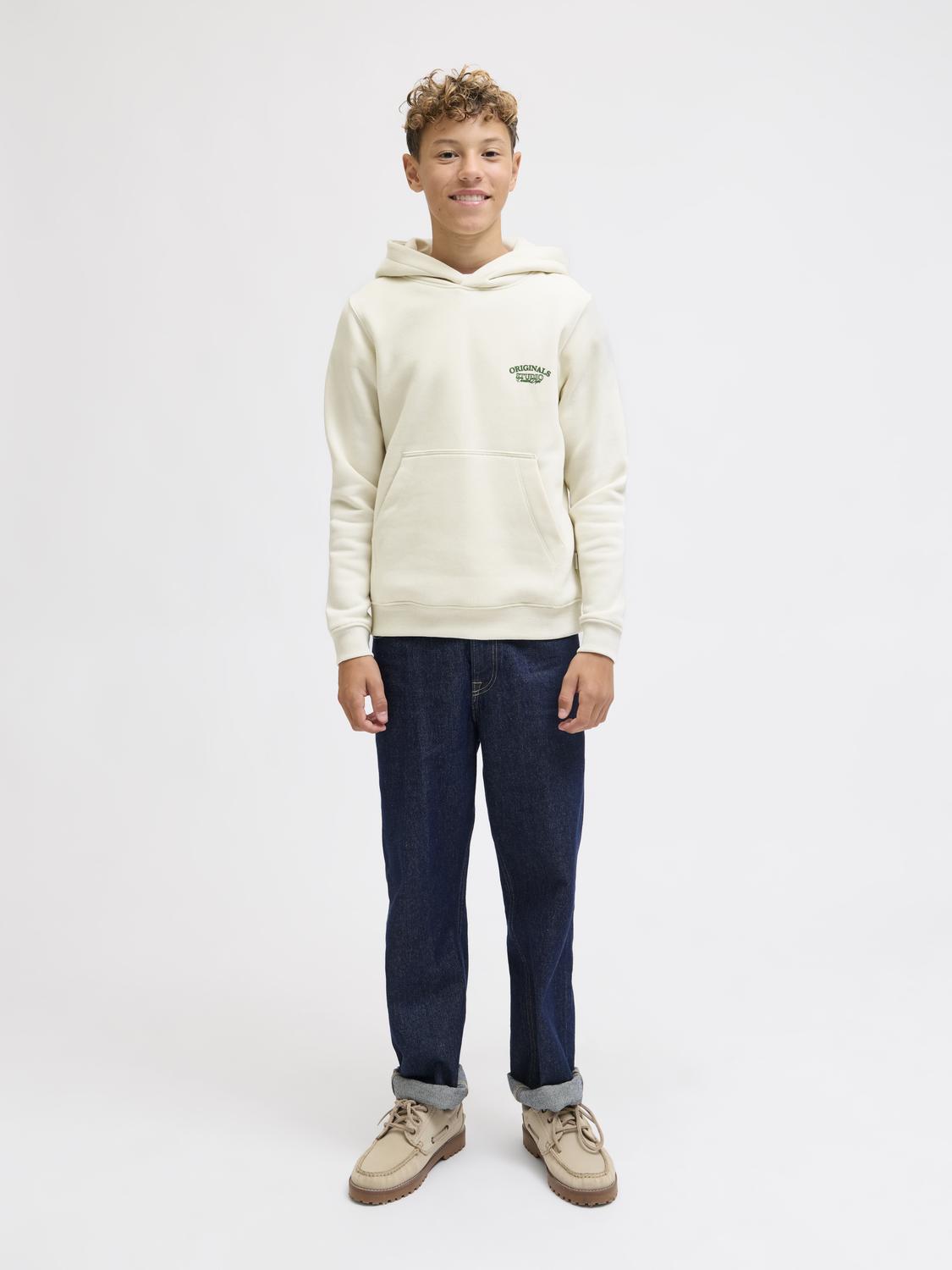 model_shot-front_full